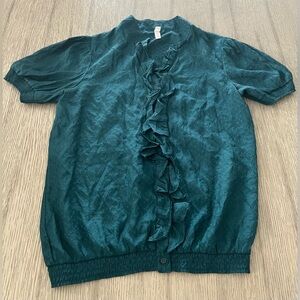 Exhilaration woman’s short sleeve  button ruffle front top